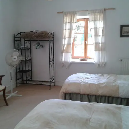 Chez Valade Appartement Payroux Buitenkant foto